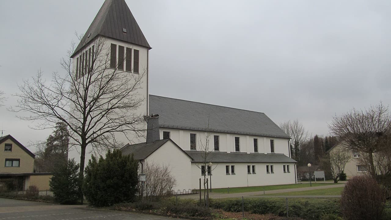 St.-Heinrich-Kirche in Schloß Holte-Stukenbrock